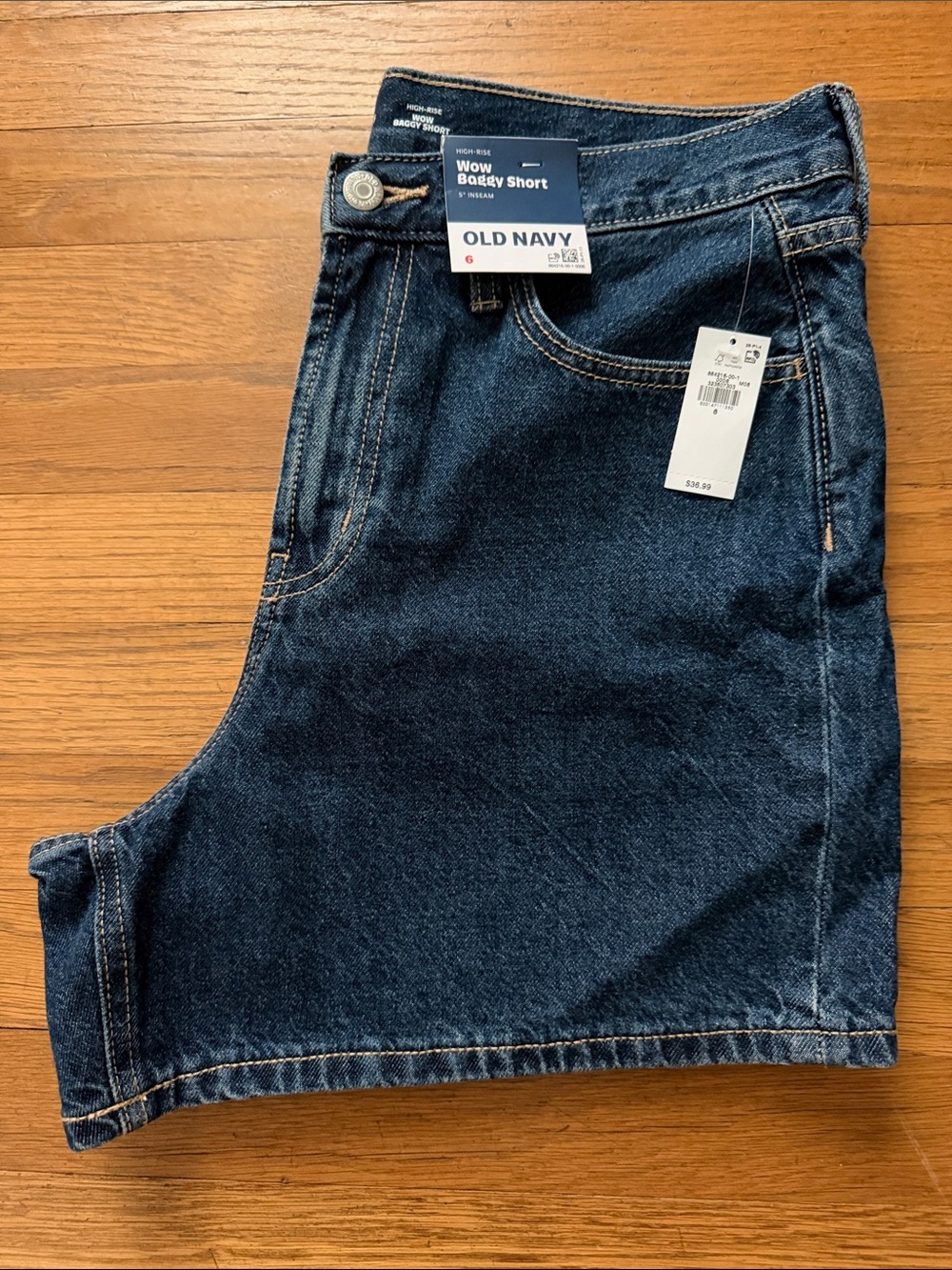 😎 Old Navy WOW high rise baggy jean shorts. Size 6. NWT. - Picture 3 of 11
